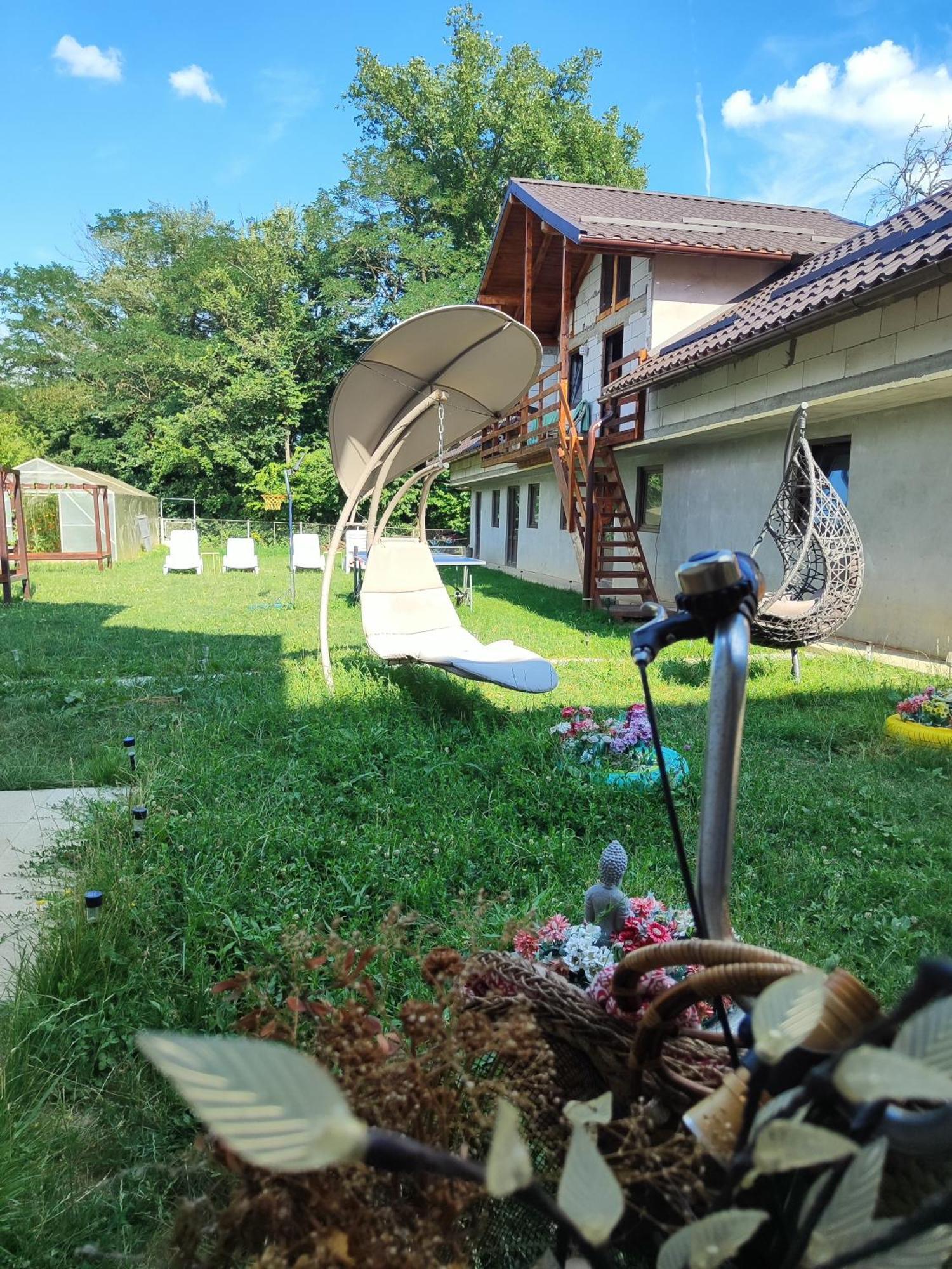 Happy Home Călimăneşti Bagian luar foto